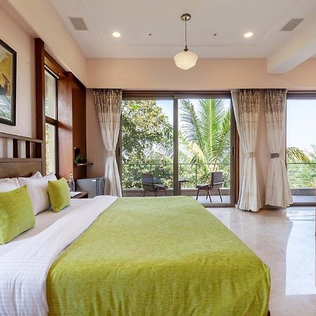The Blue Horizon By Stayvista - Featuring A Beach-View Villa With A Swimming Pool, Indoor Games, And A Relaxing Balcony Alībāg Dış mekan fotoğraf