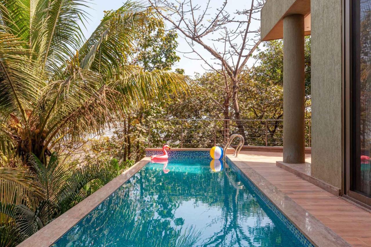 The Blue Horizon By Stayvista - Featuring A Beach-View Villa With A Swimming Pool, Indoor Games, And A Relaxing Balcony Alībāg Dış mekan fotoğraf