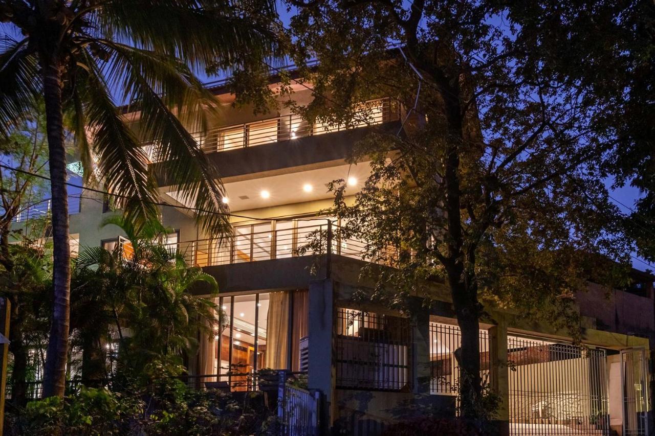 The Blue Horizon By Stayvista - Featuring A Beach-View Villa With A Swimming Pool, Indoor Games, And A Relaxing Balcony Alībāg Dış mekan fotoğraf